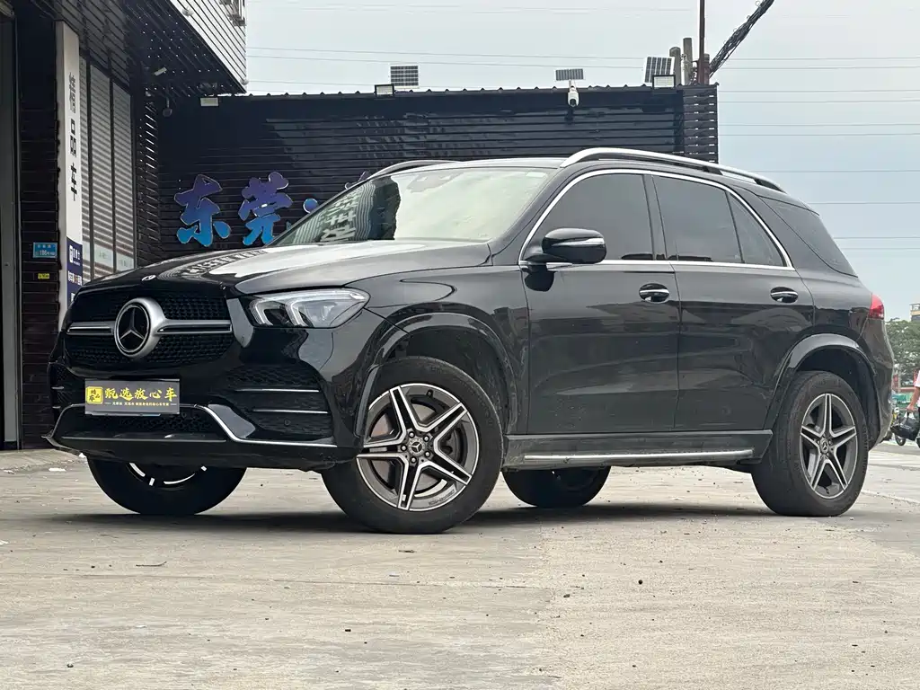 Mercedes-Benz GLE 2021 — фото 1