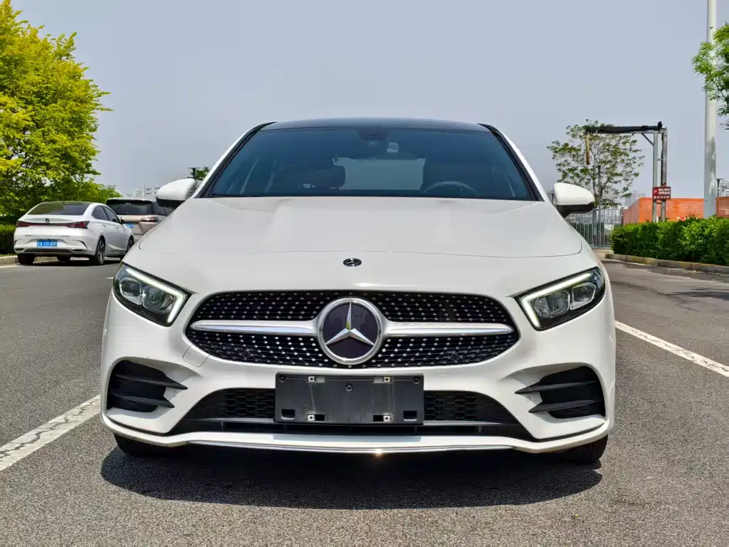 Mercedes-Benz A-Class 2020 — фото 2