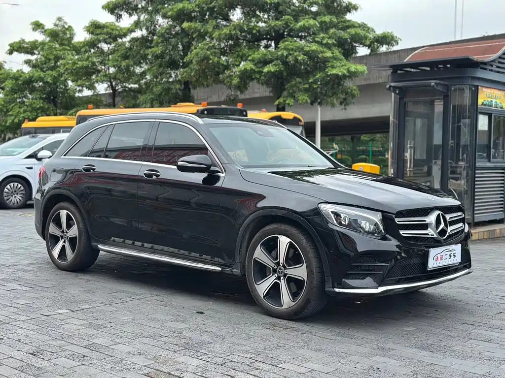 Mercedes-Benz GLC 2019 — фото 3