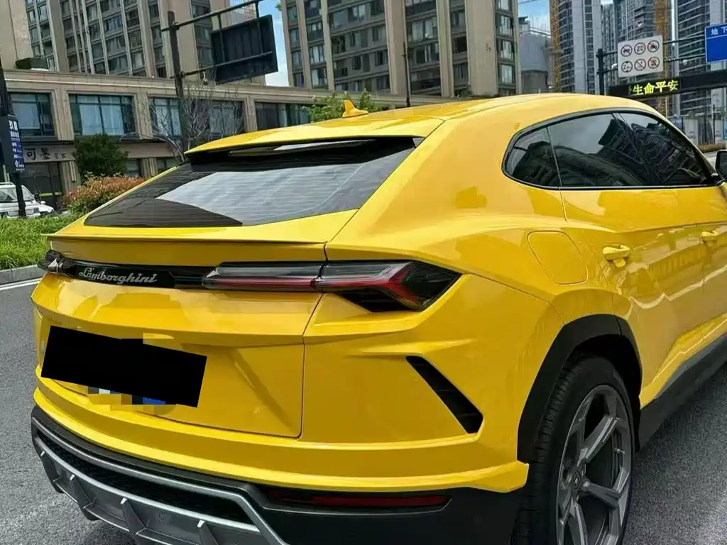 Lamborghini Urus 2019 — фото 2