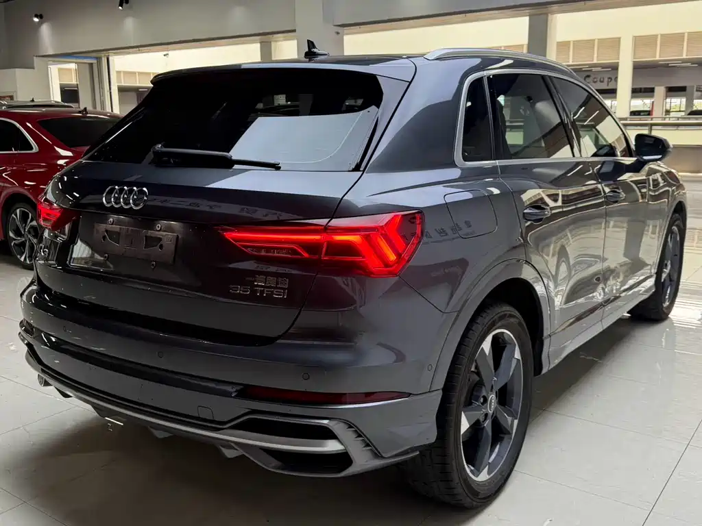 Audi Q3 2023 — фото 19