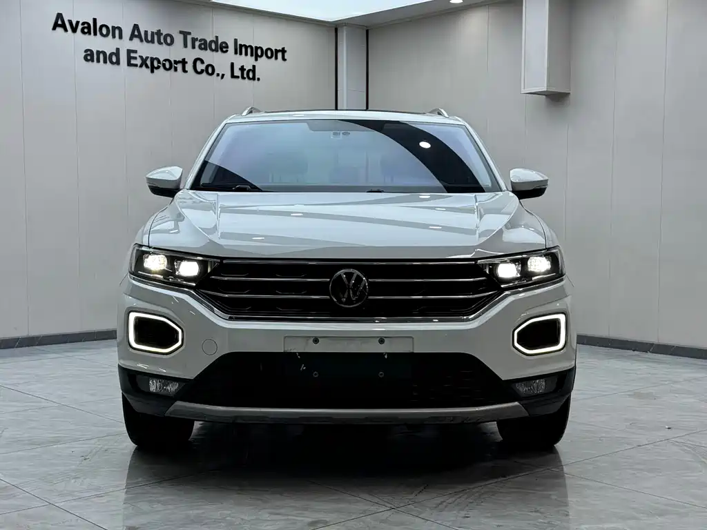 Volkswagen T-Roc 2022 — фото 2