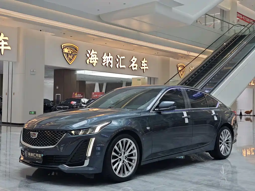 Cadillac CT5 2021 — фото 1