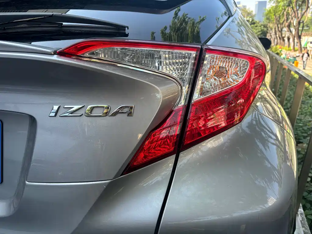 Toyota IZOA 2019 — фото 9