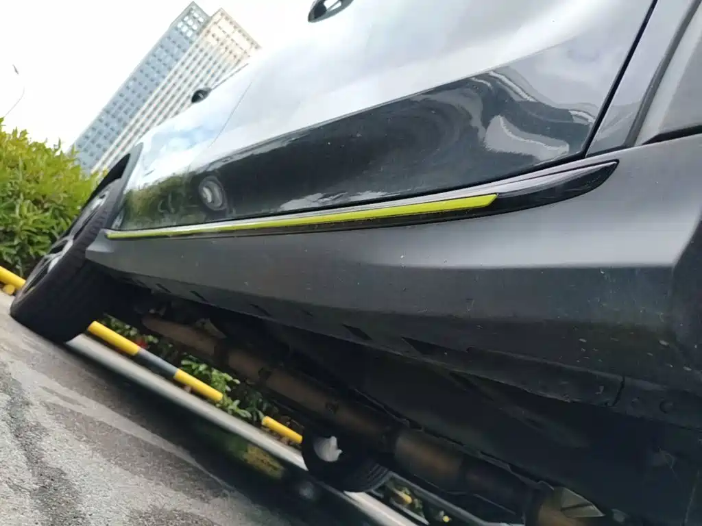Roewe RX5 New Energy 2021 — фото 2