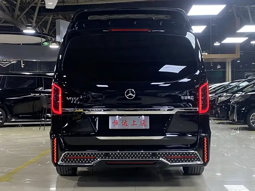 Mercedes-Benz Vito 2024 — фото 20