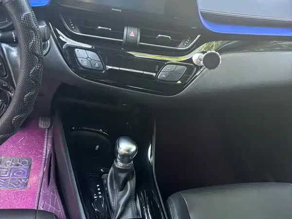 Toyota IZOA 2018
