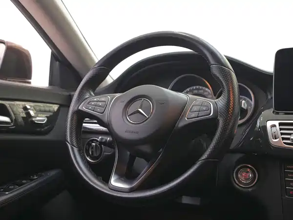 Mercedes-Benz CLS 2015