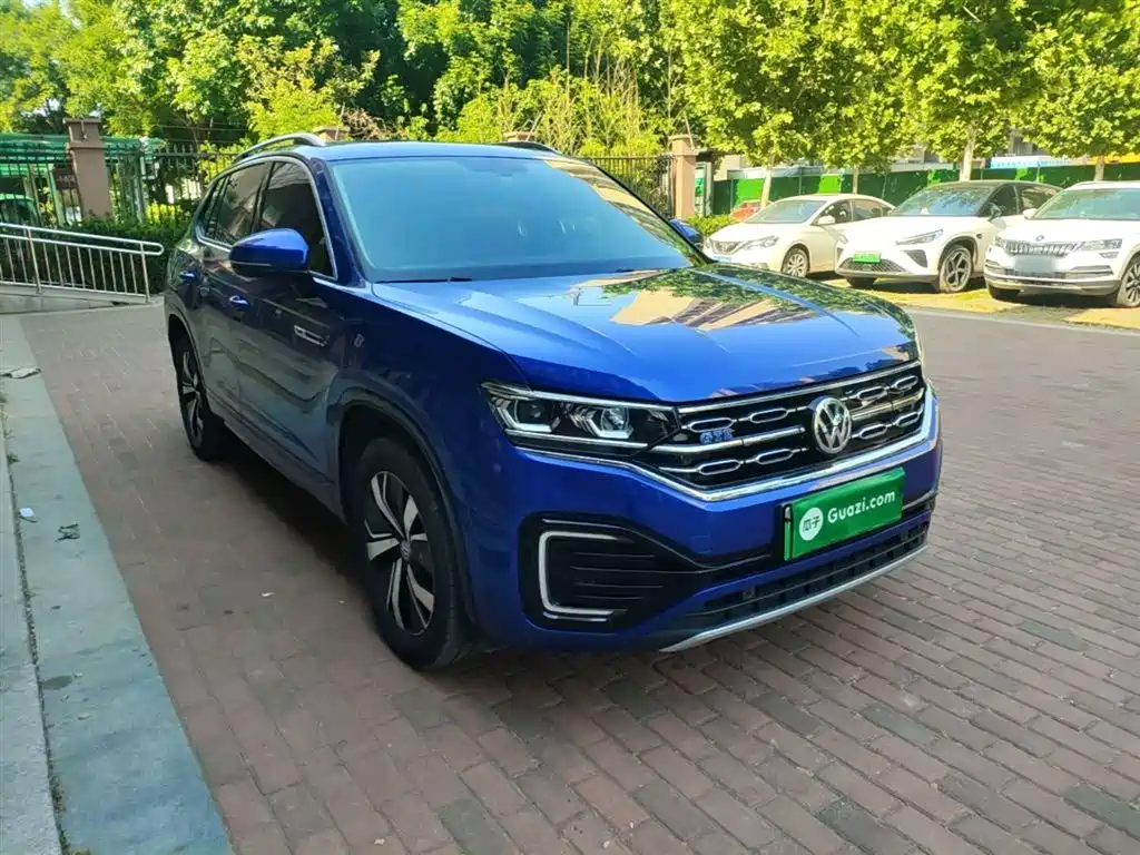 Volkswagen GTE PHEV 2021 — фото 4