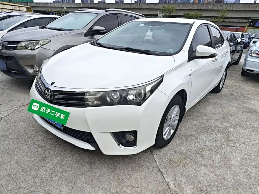 Toyota Corolla 2016 — фото 1