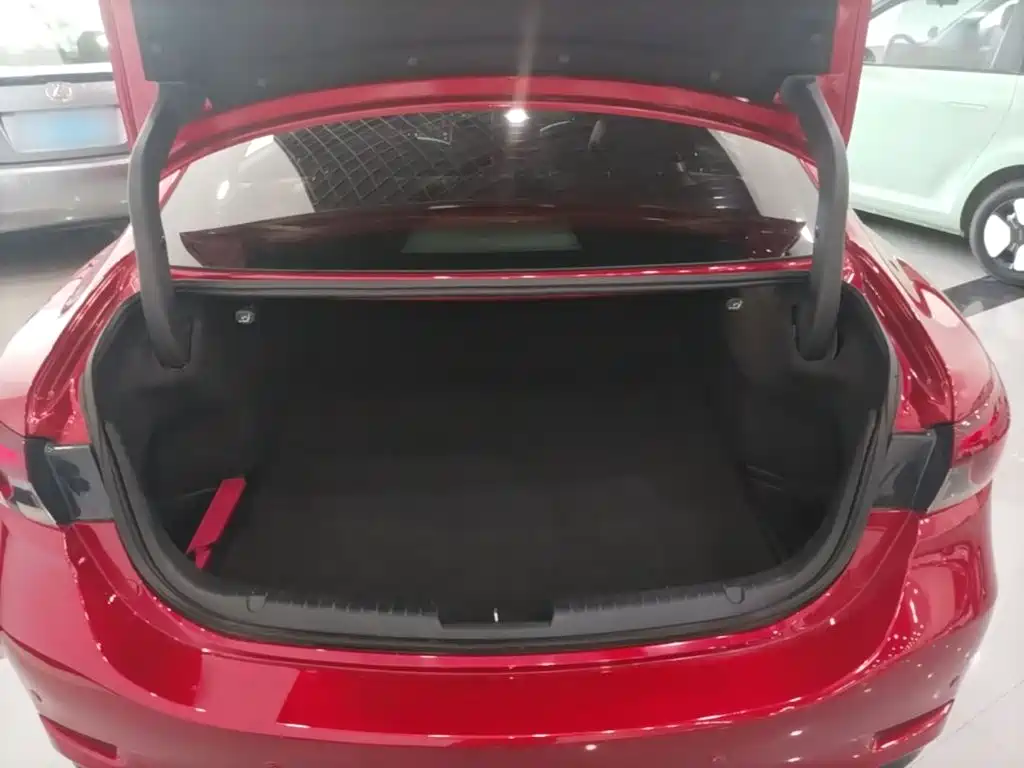 Mazda Atenza 2017 — фото 19