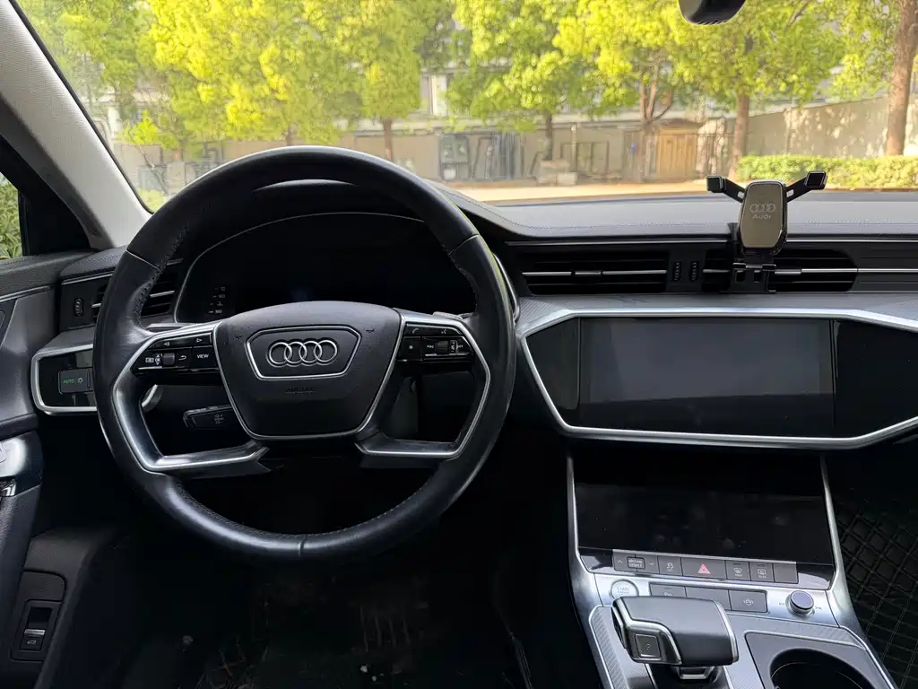 Audi A6 2020 — фото 12