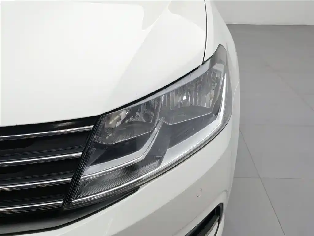 Volkswagen Gran Lavida 2017 — фото 7