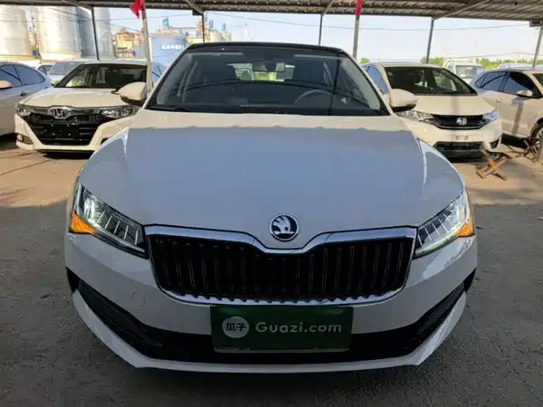 Skoda Superb 2019