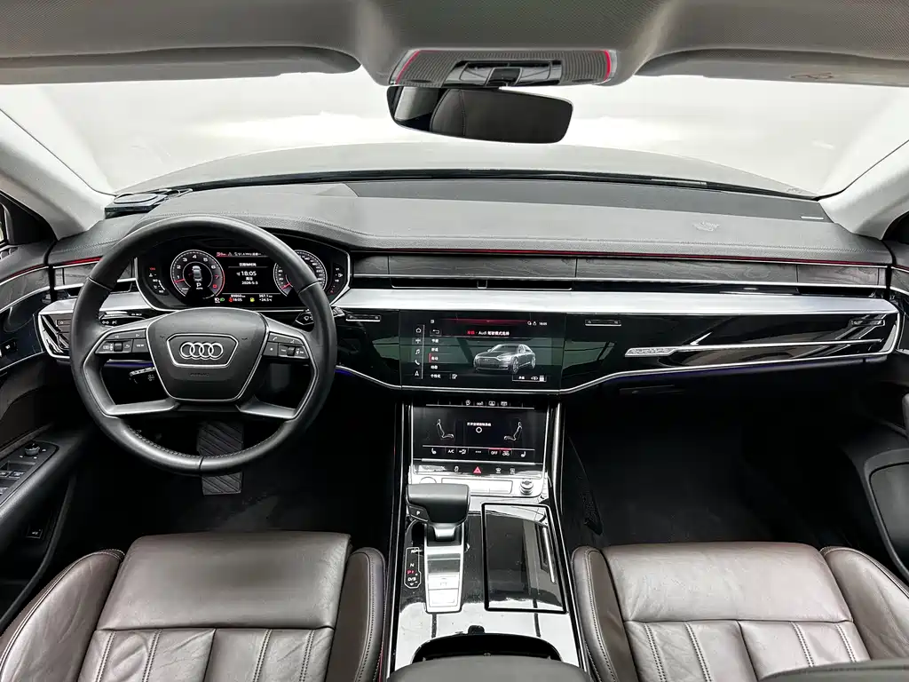 Audi A8 2019 — фото 19
