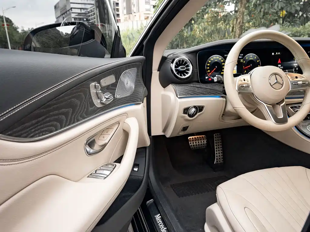 Mercedes-Benz CLS 2021 — фото 11