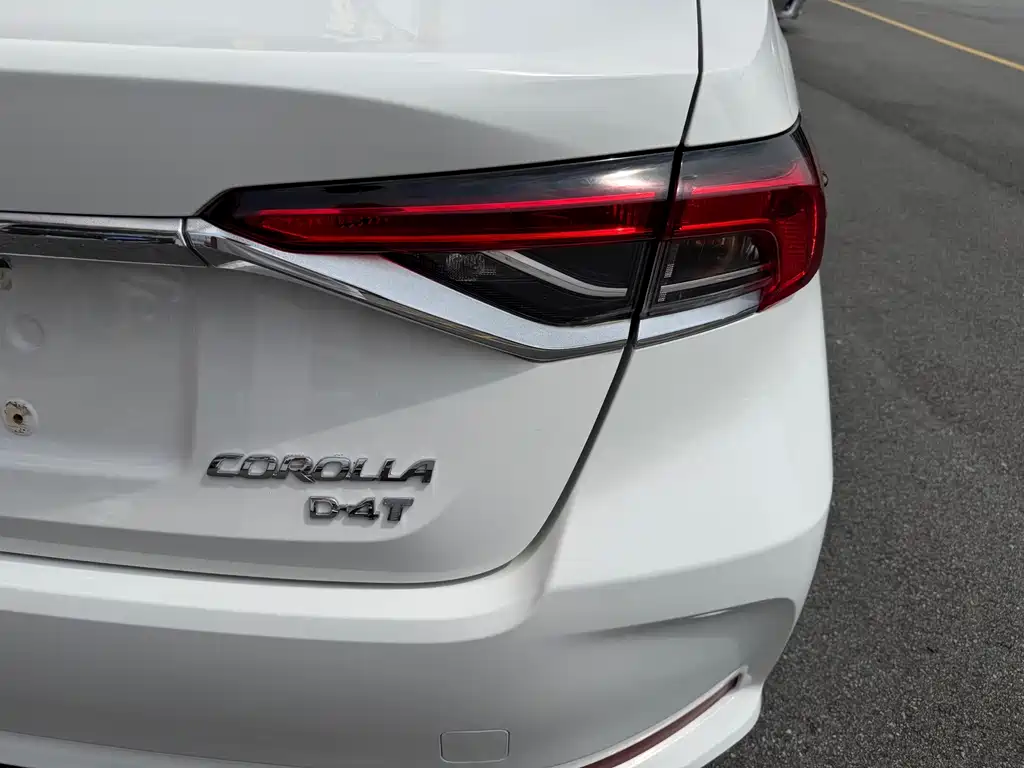 Toyota Corolla 2021 — фото 11