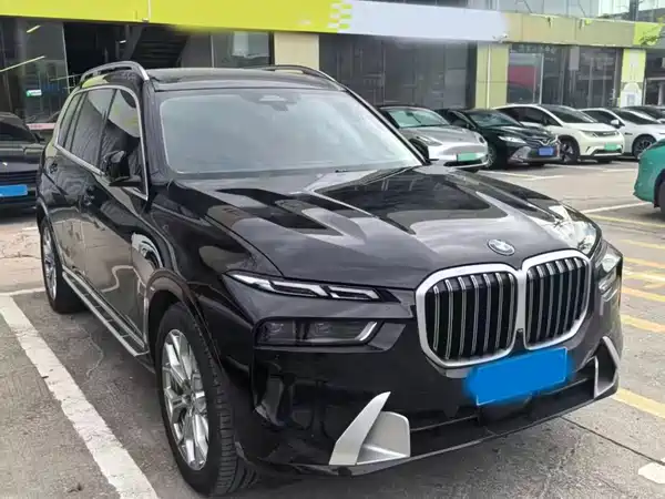 BMW X7 2024