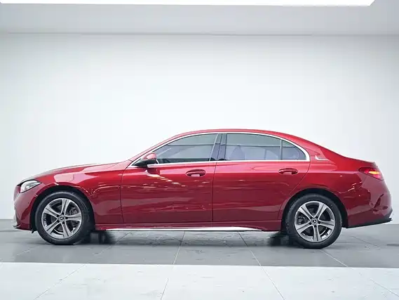 Mercedes-Benz C-Class 2022 — фото 3