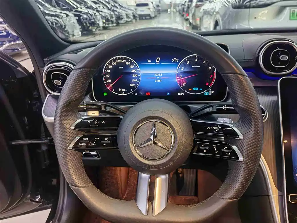 Mercedes-Benz C-Class 2022 — фото 22