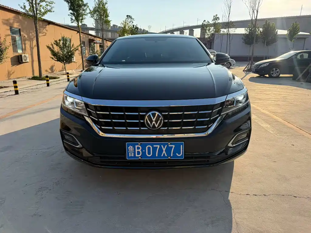 Volkswagen Passat 2021