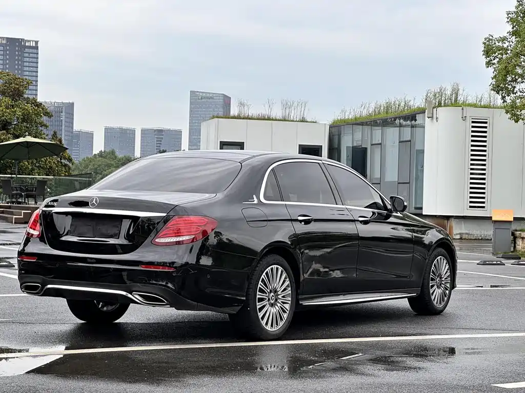 Mercedes-Benz E-Class 2020 — фото 7