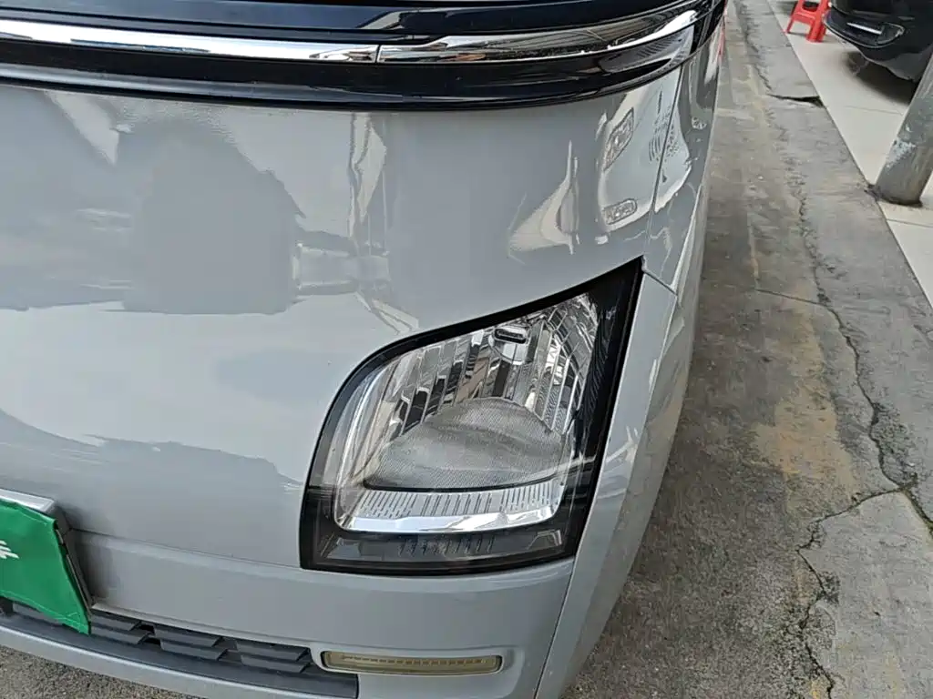 Wuling Air ev Clear Sky 2024 — фото 24