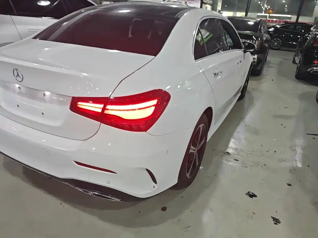 Mercedes-Benz A-Class 2023 — фото 8