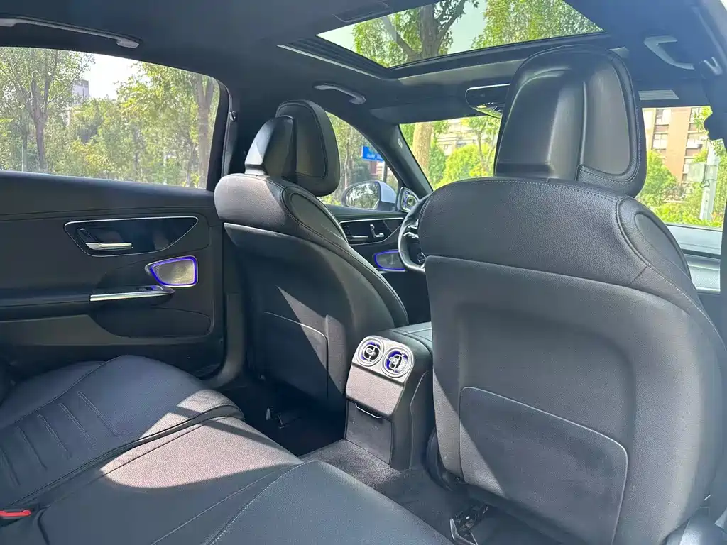 Mercedes-Benz C-Class 2022 — фото 11