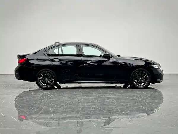 BMW 3 Series 2023
