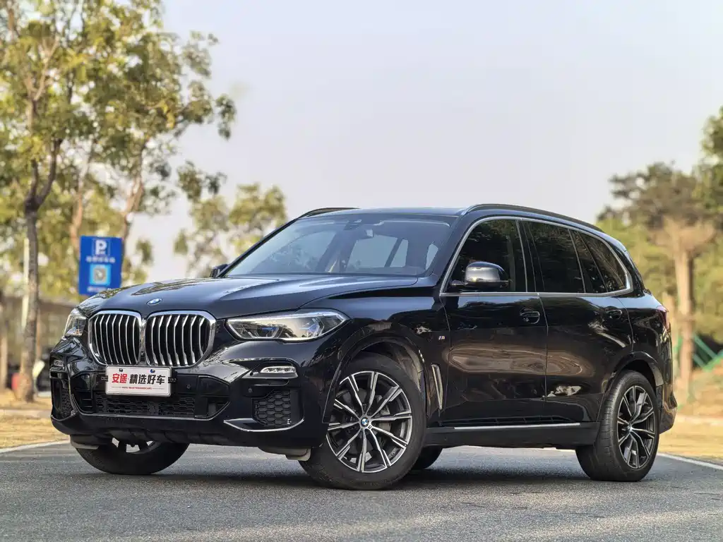 BMW X5 2020 — фото 1
