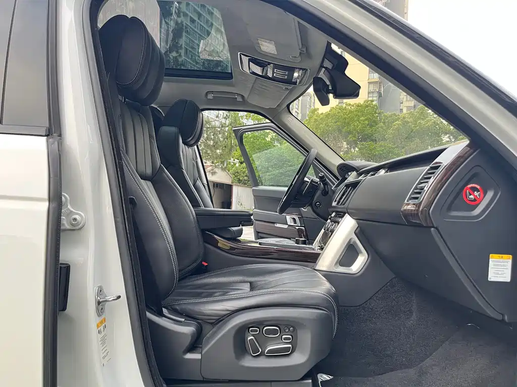 Land Rover Range Rover 2015 — фото 12