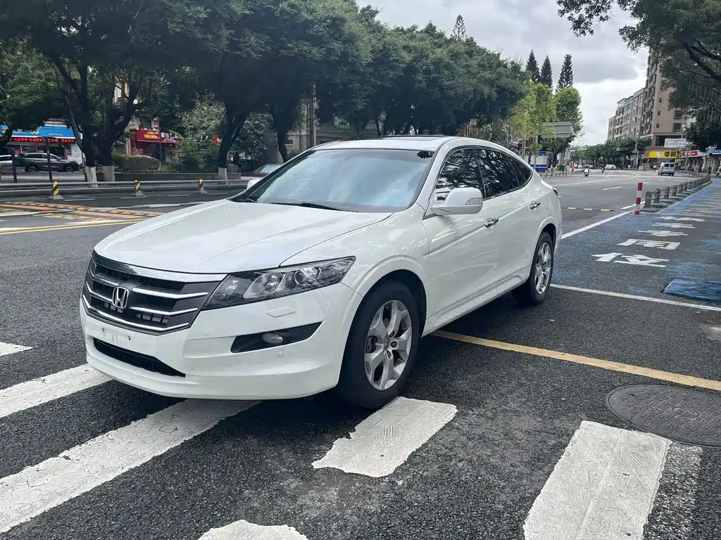 Honda Crosstour 2012