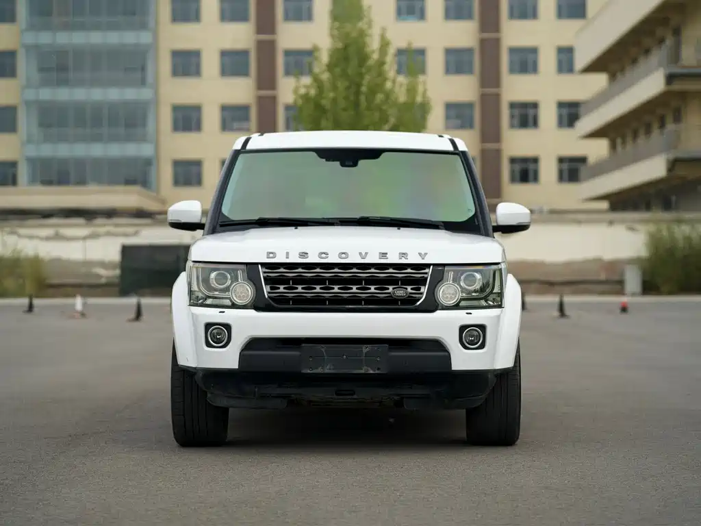 Land Rover Discovery 2017 — фото 2