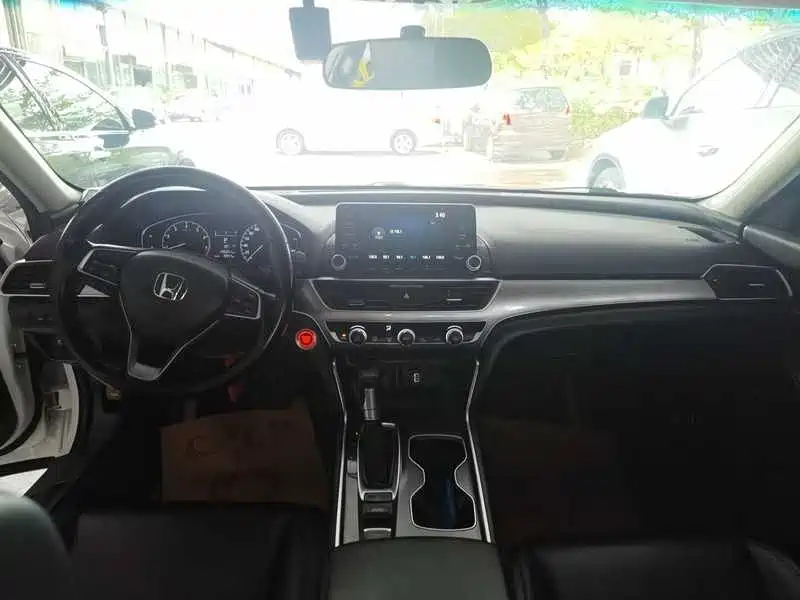 Honda Accord 2020 — фото 3