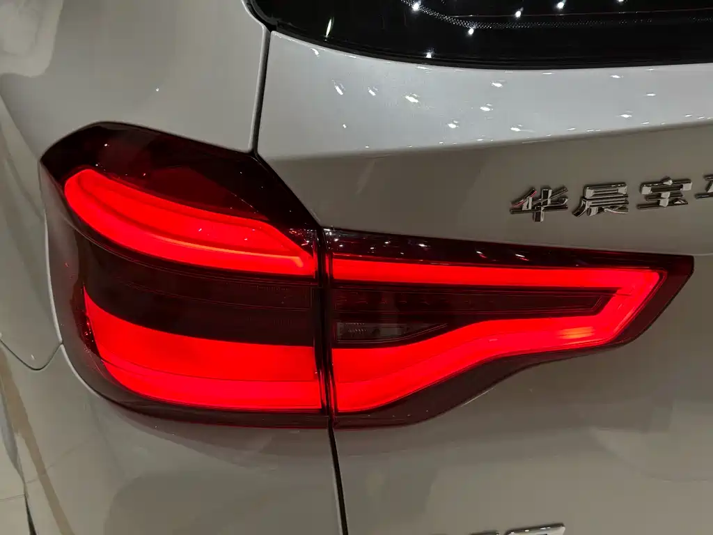 BMW X3 2018 — фото 10