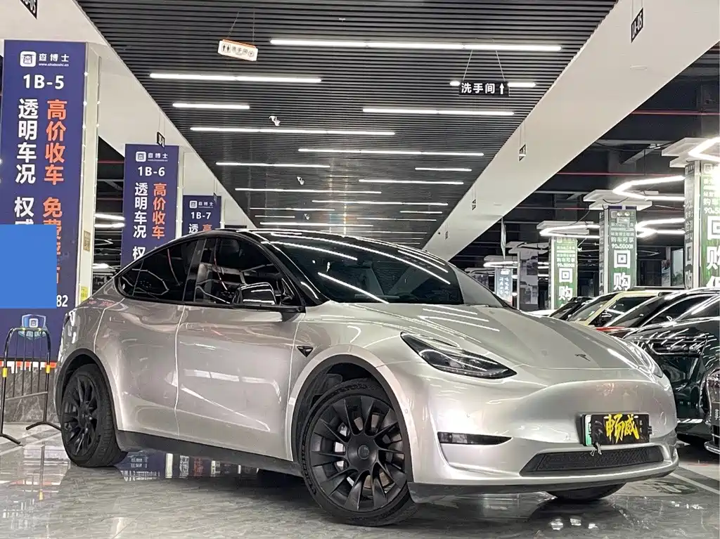 Tesla Model Y 2023 — фото 3