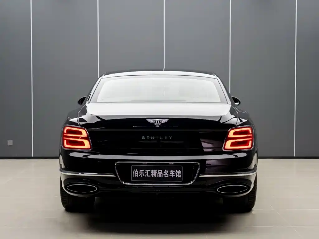Bentley Flying Spur 2021 — фото 6