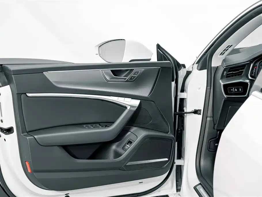 Audi A7 2025 — фото 17
