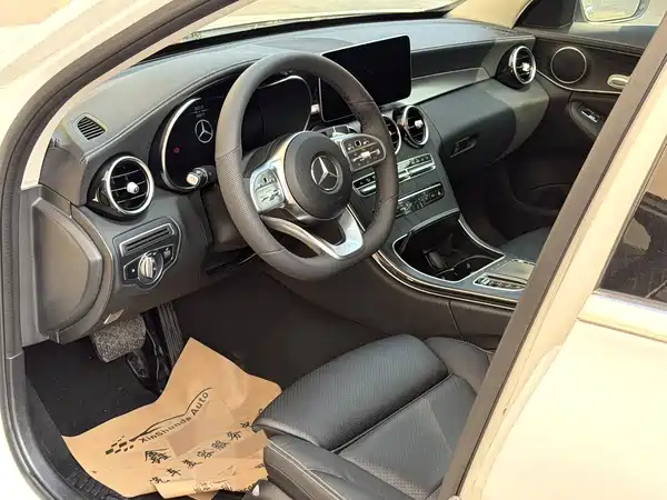 Mercedes-Benz C-Class 2020