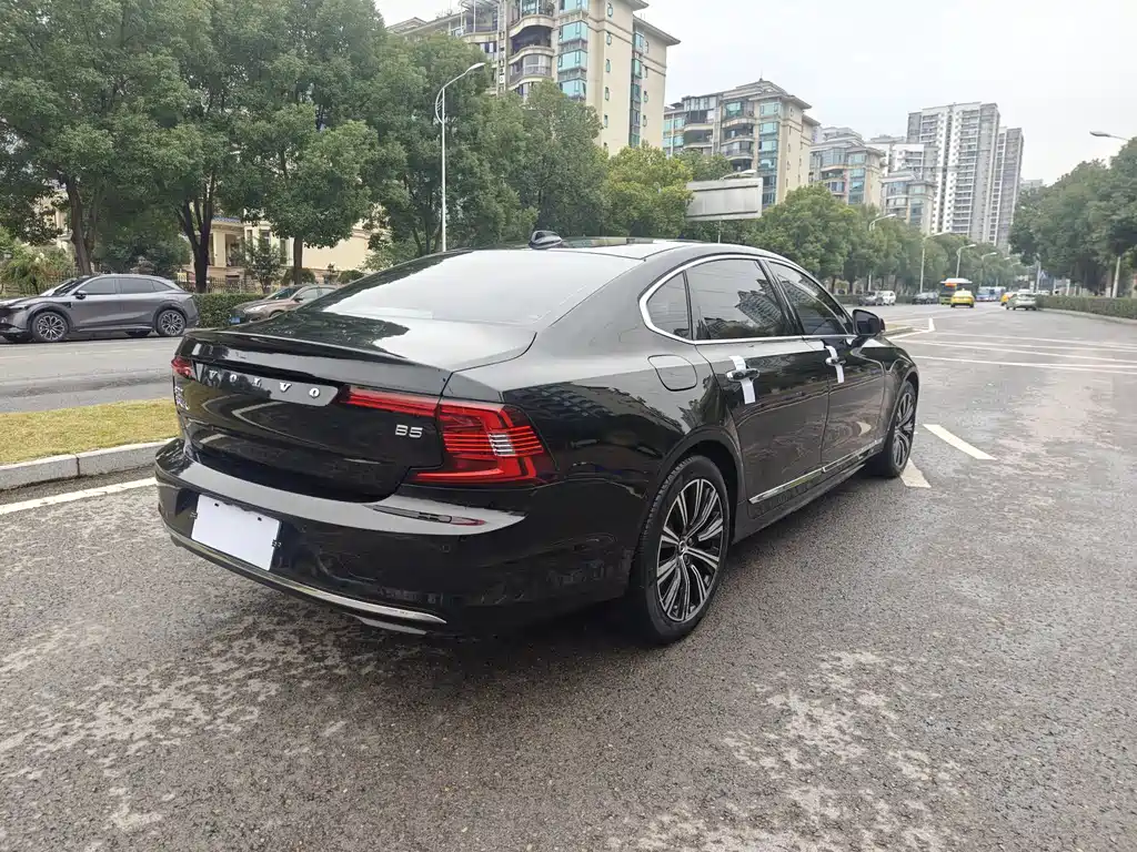 Volvo S90 2021 — фото 13
