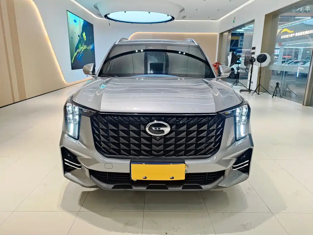 GAC Motor Trumpchi GS8 2023 — фото 3