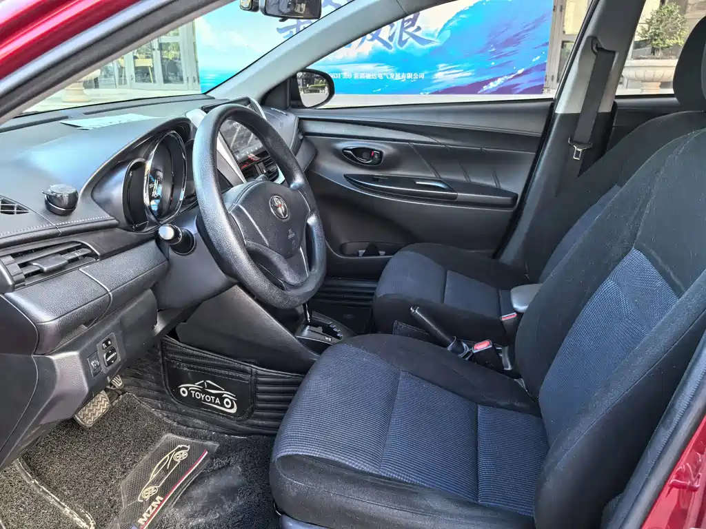 Toyota Yaris L 2019