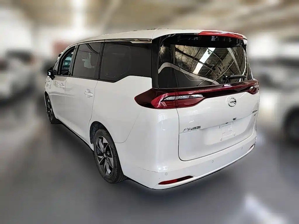GAC Motor Trumpchi M6 2023 — фото 9