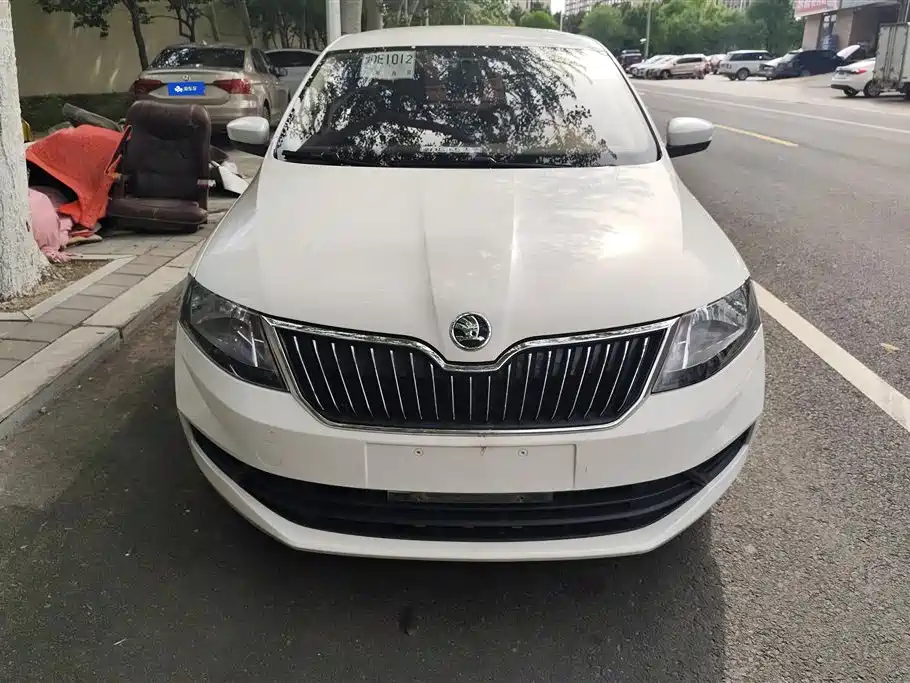 Skoda Rapid 2019 — фото 2