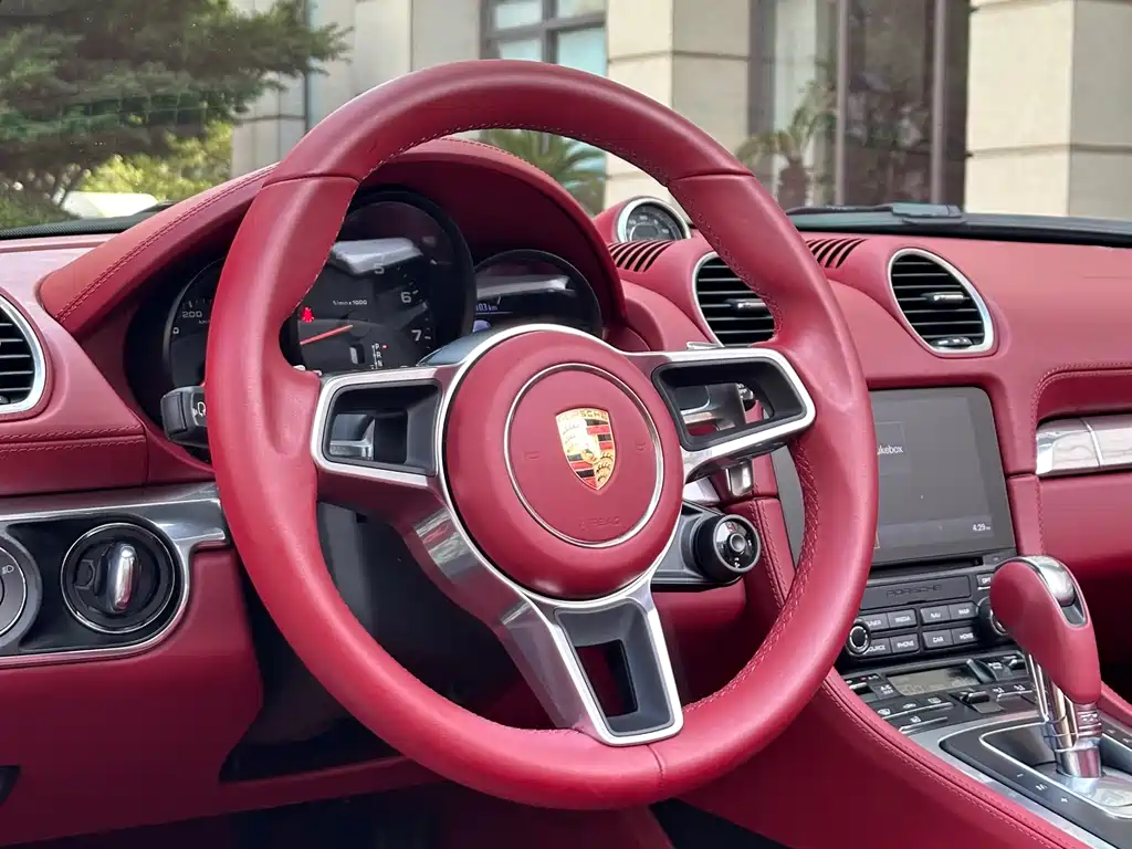 Porsche 718 2023 — фото 15