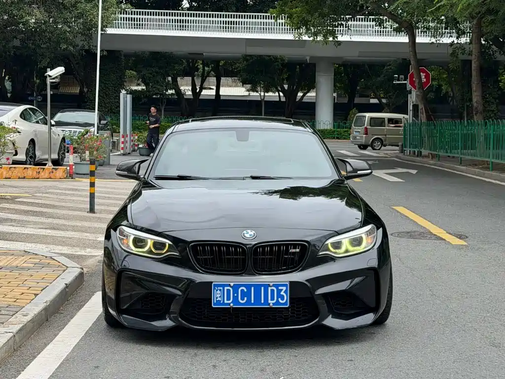 BMW M2 2018 — фото 11