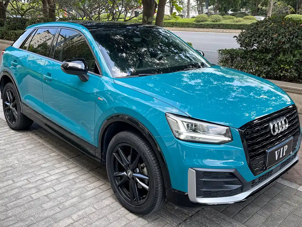 Audi Q2L 2019 — фото 3