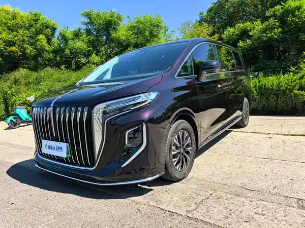 Hongqi HQ9 PHEV 2024