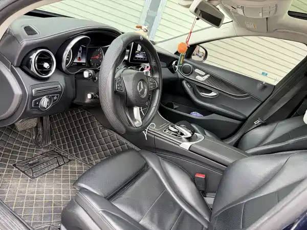 Mercedes-Benz C-Class 2018